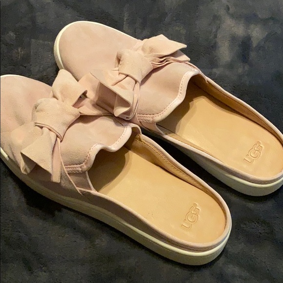 ugg luci bow pink